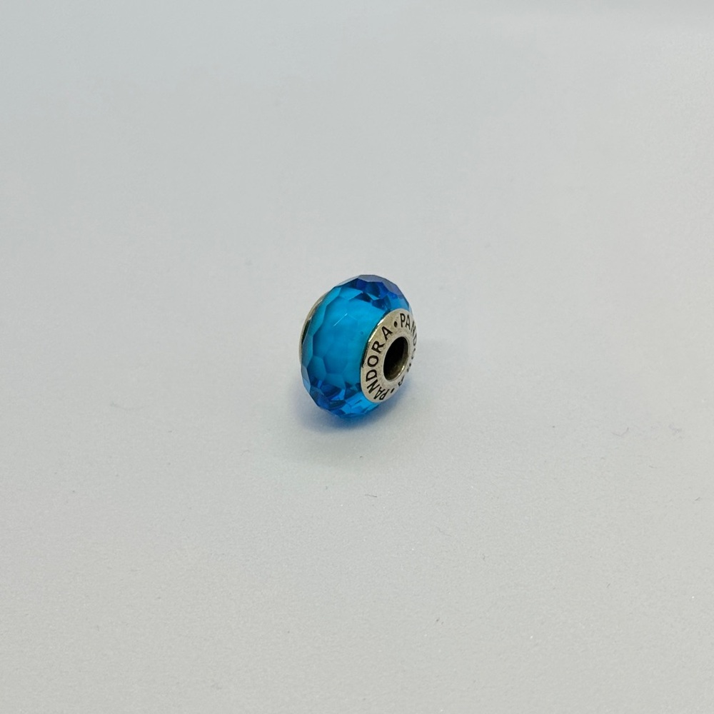 Authentic Pandora Charm Fascinating Aqua